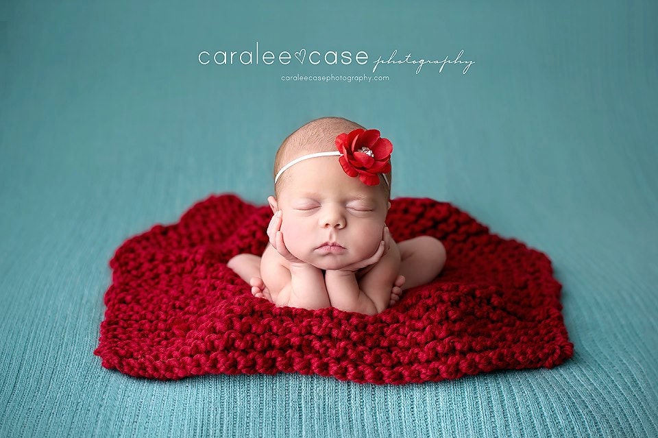 Knit Baby Chunky Mini Blanket Afghan Photo Prop Red Photo Wrap Basket Filler