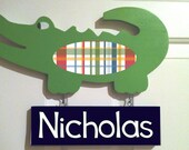 Alligator nursery decor/Alligator door hanger with name sign/personalized alligator