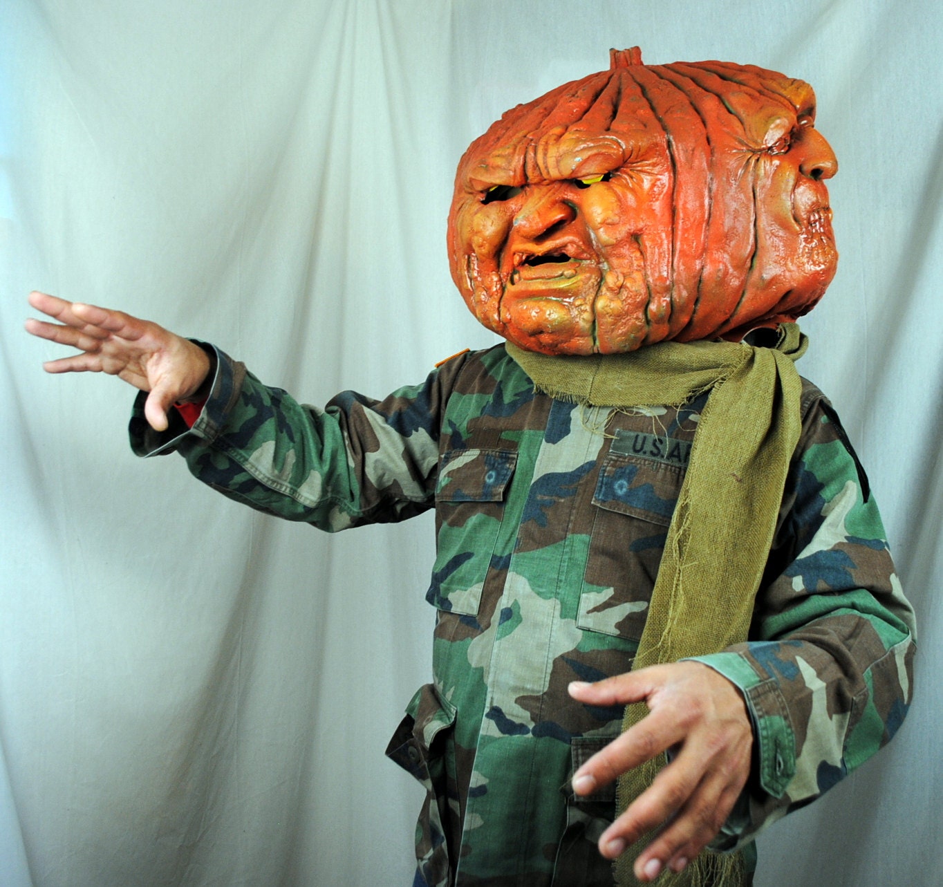 Vintage 80s Scary Zombie Pumpkin Halloween Mask Home Decor