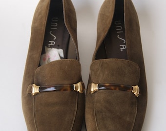 Vintage Olive green Suede Loafers 8 M