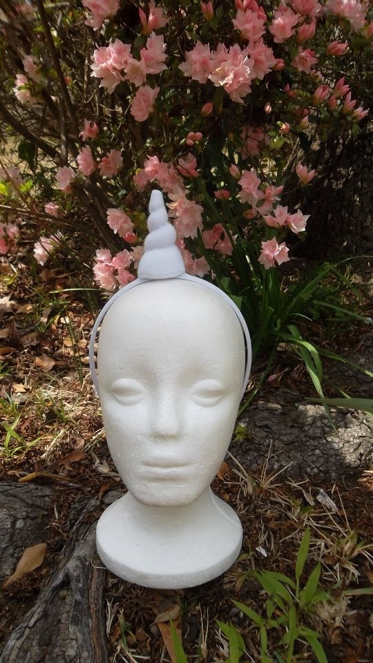 Lovely White Unicorn / Narwal Horn