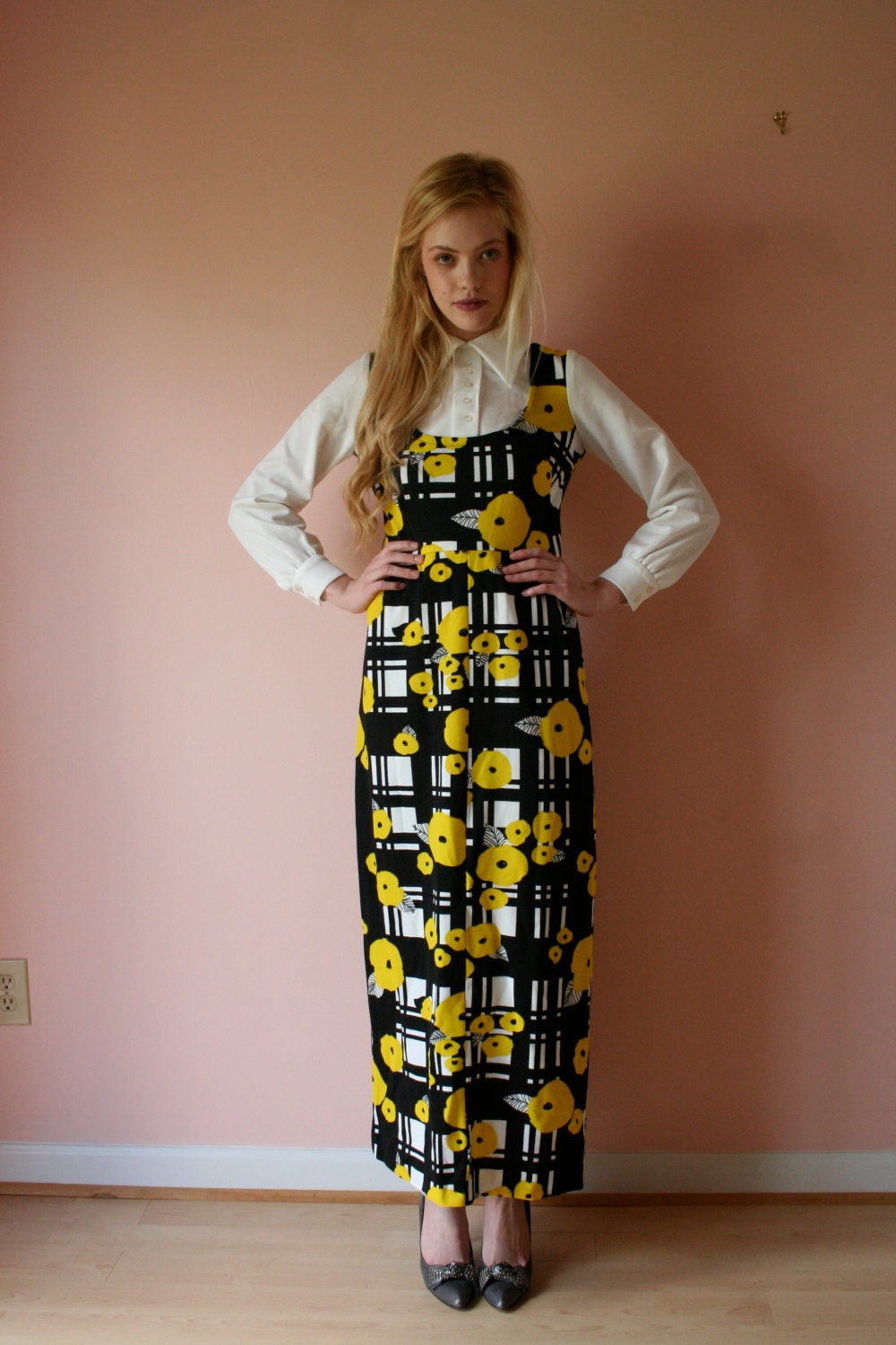 Queen Bee Dress / Collar Maxi Dress / op art print / Black & Yellow / Faux Pinafore Dress / Long Sleeved Long Dress / Size Small sm 0-2