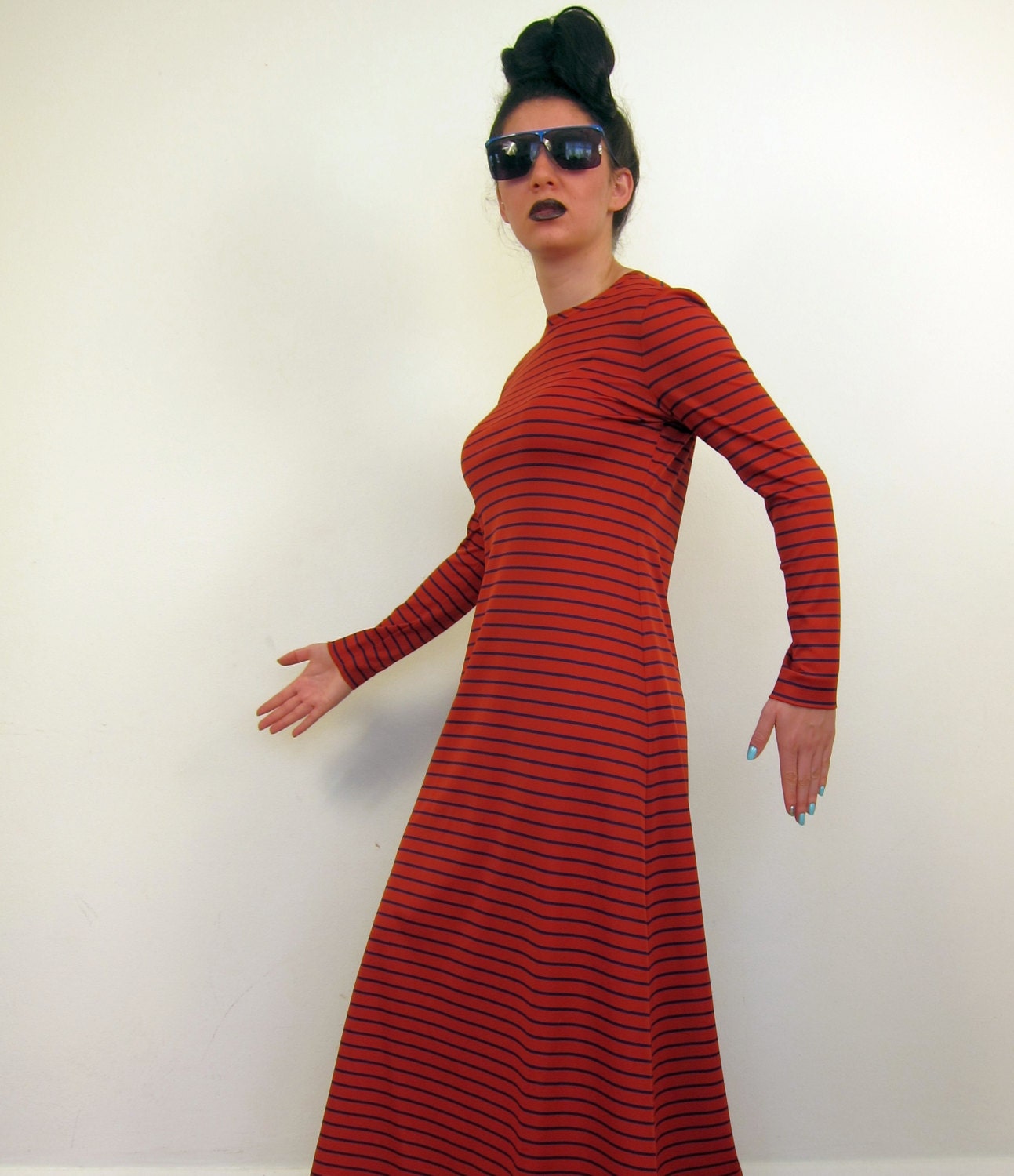 Vintage 1970s Maxi Dress in Stretchy Rust Brick and Navy Blue Stripe