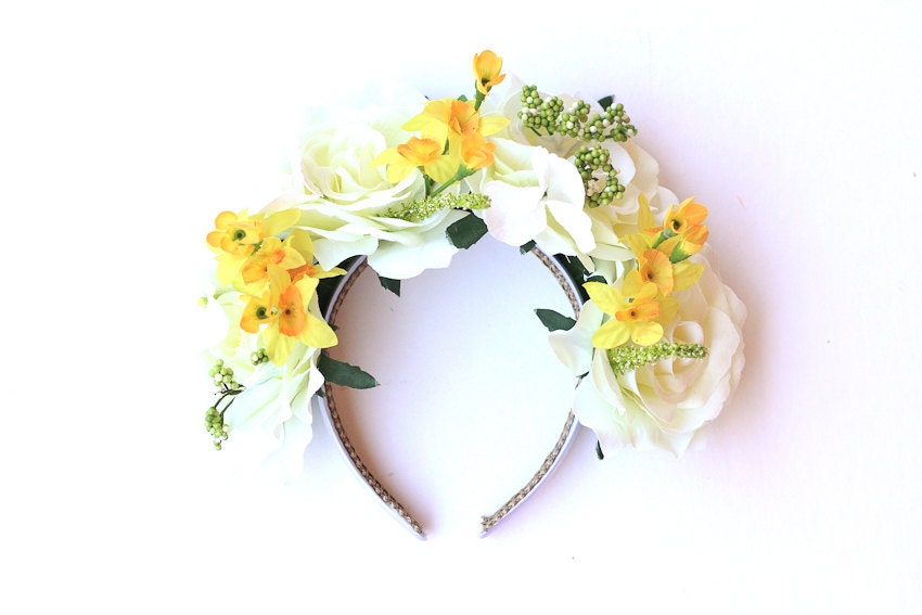 statement daffodil flower crown headband  // oversize, wedding bridal headpiece, quirky, lana del rey, summer, festival