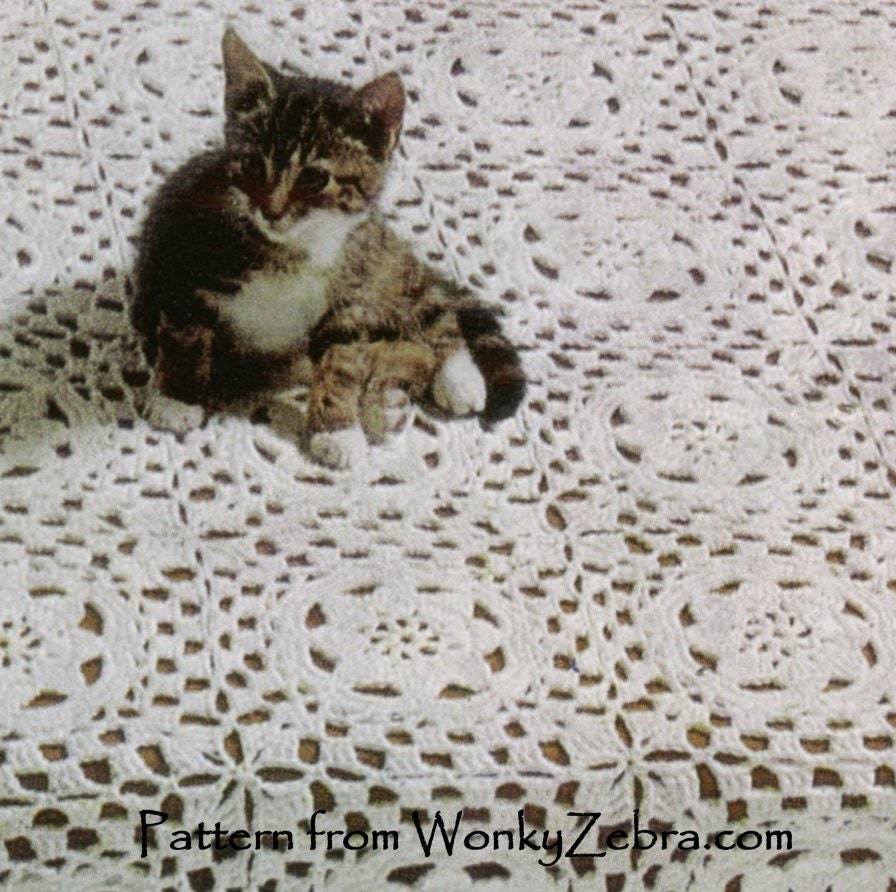 492 Daisy Motif Bedspread Vintage Crochet Pattern PDF from WonkyZebra