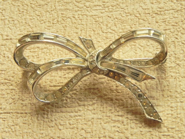 Vintage Rhinestone Bow Brooch Designer Boucher by EdibleComplex on Etsy