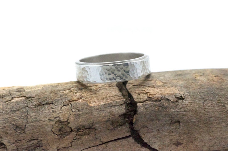 Step Edge Men's Wedding Ring in white gold