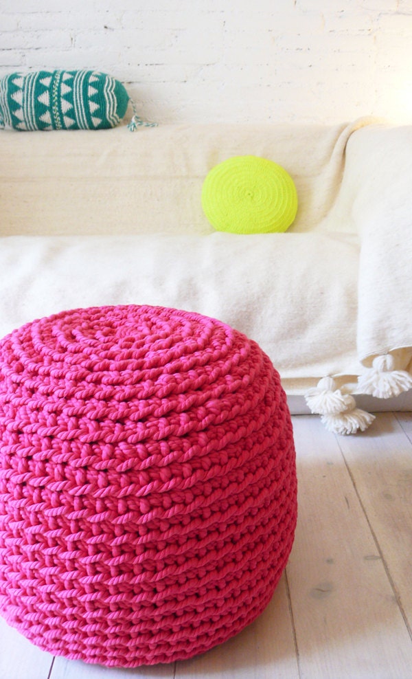 Pouf Crochet thick yarn - Intense Pink