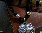 Unisex Celtic Triskele Necklace