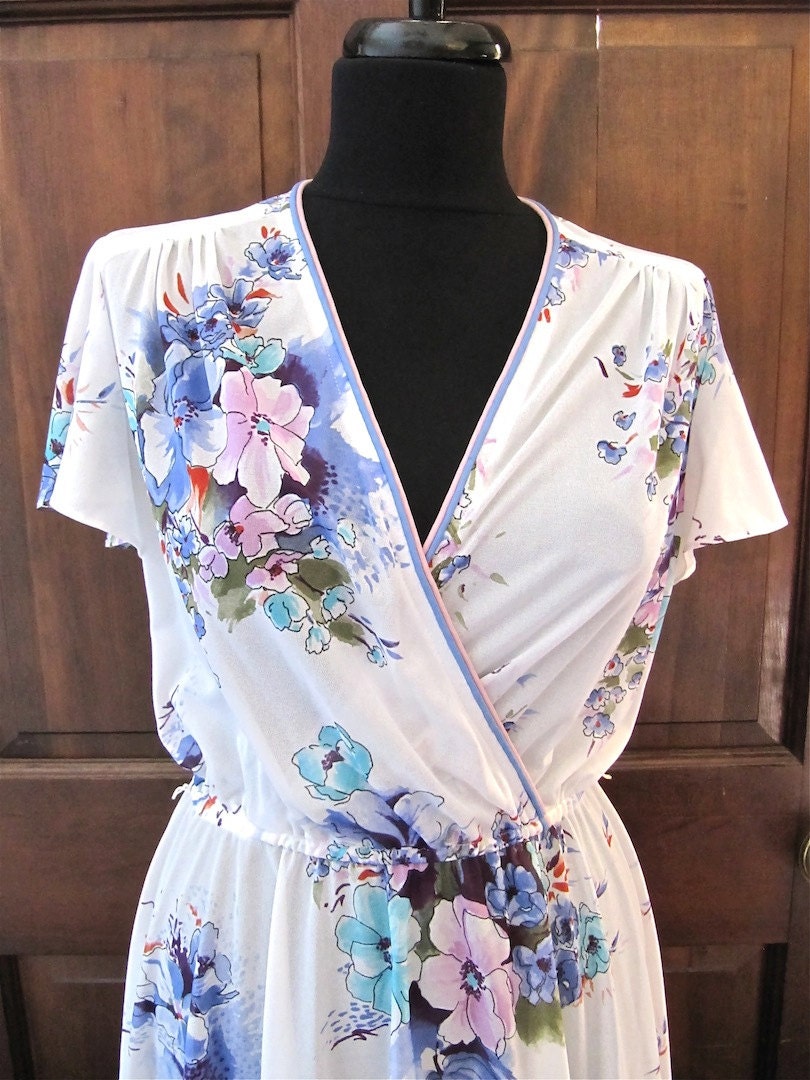 1970s Hillary Hills Wrap Style Flower Print Dress
