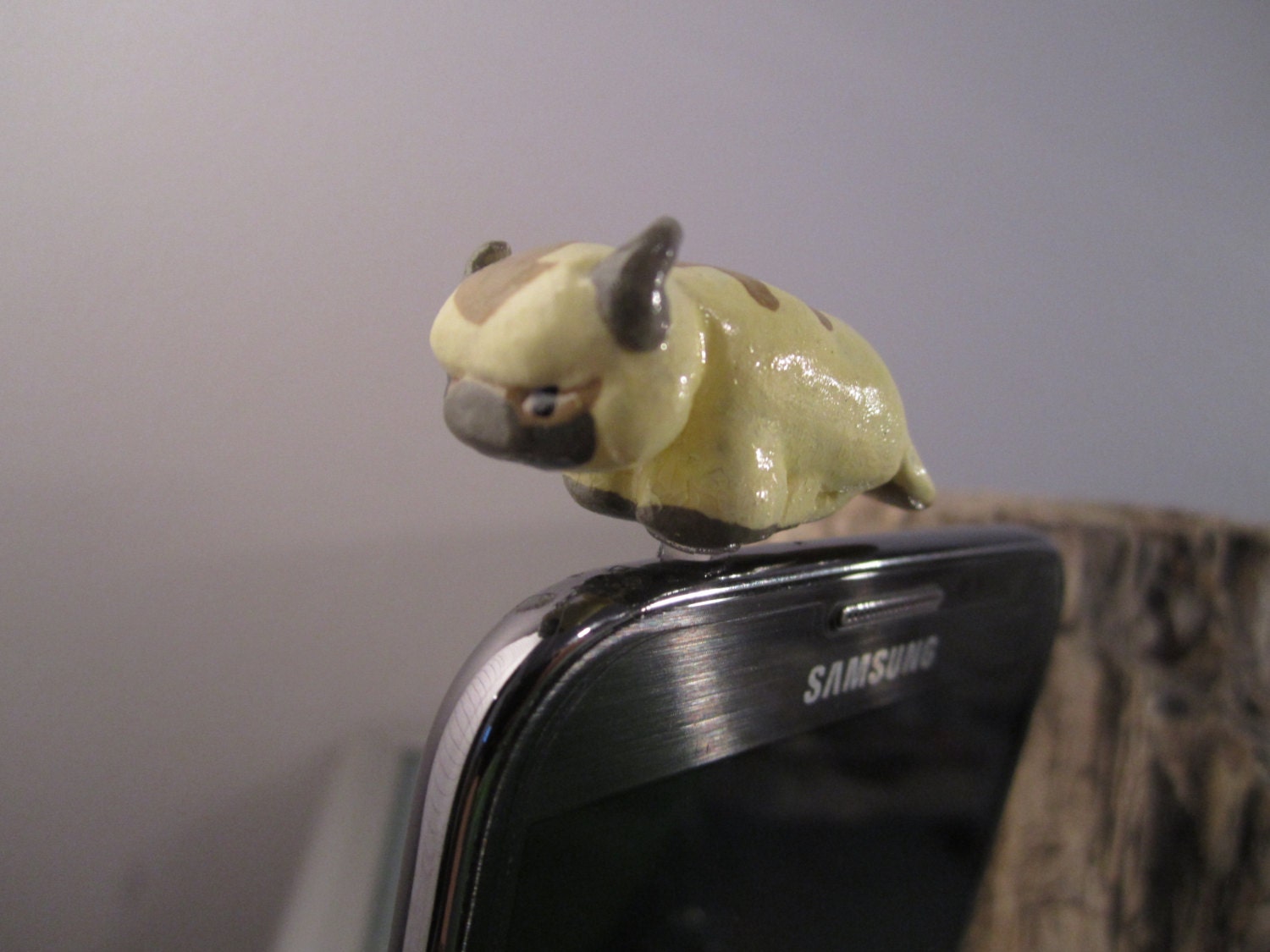 Appa Dust Plug Cell Phone Charm