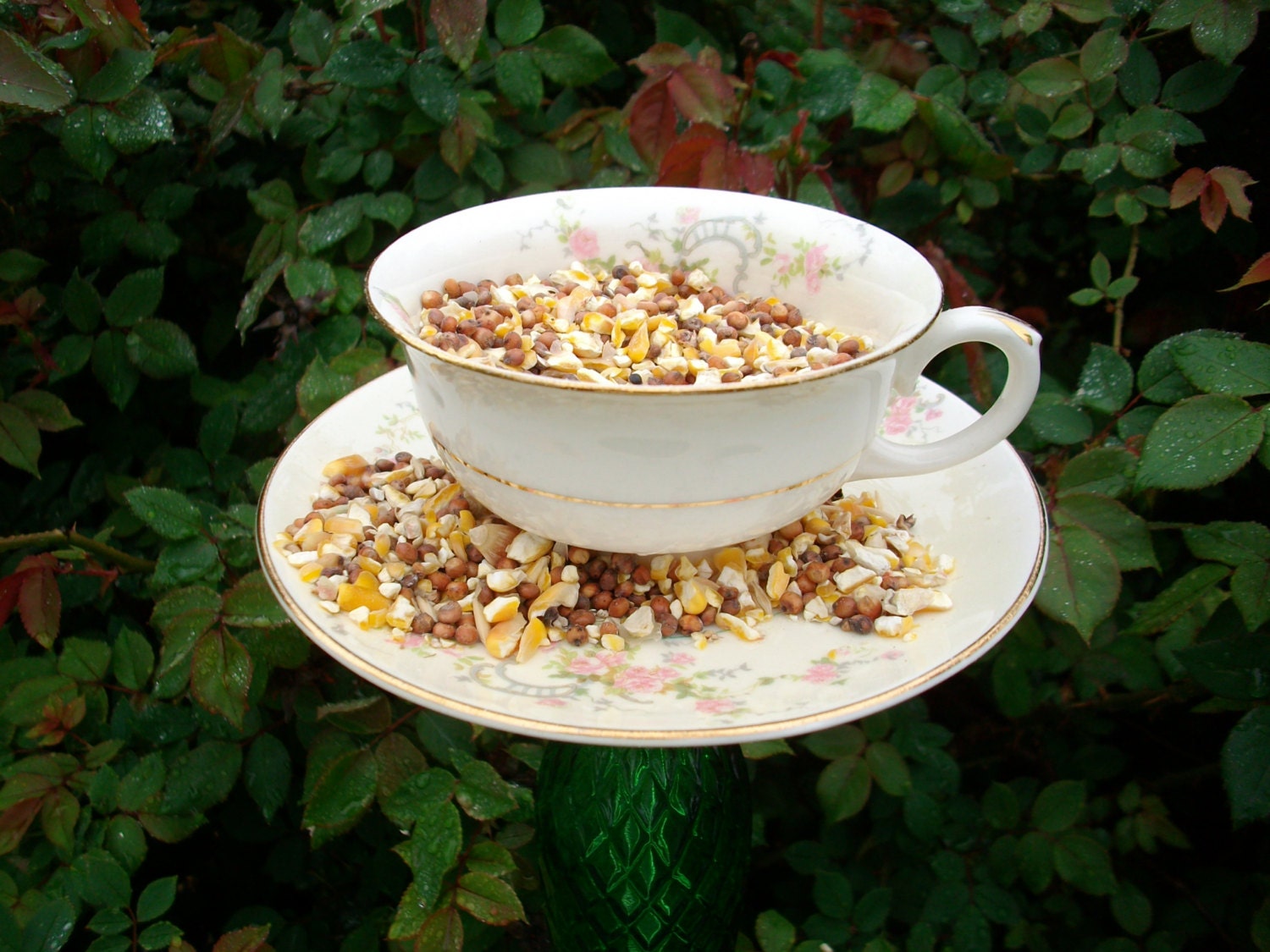 Garden Art Bird Feeder, Recycled China Teacup Cottage Garden Sit on a Pole Bird Feeder