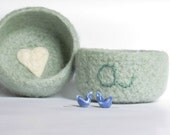 Monogram Ring bowls with heart -  Persolized Bridal favor gift - Dusty pastel mint green - organic wool - set of two