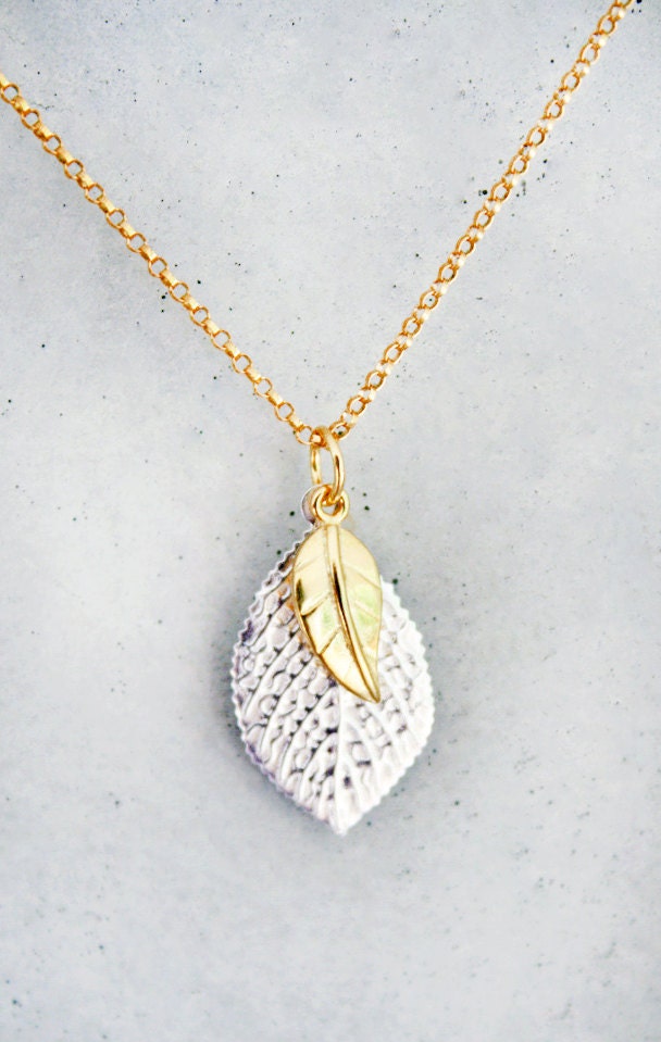 duo LEAVES necklace