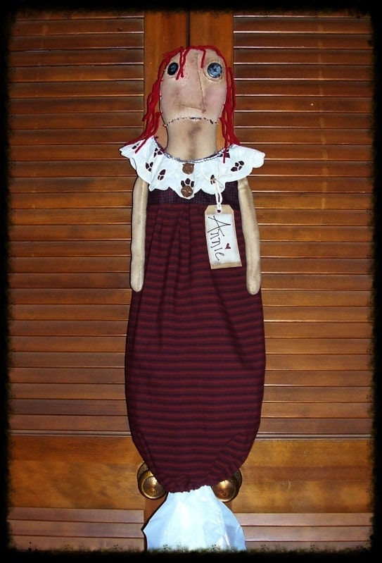 FoLK ArT RaGGeDy ANNiE DoLL BaG HoLDeR  PrimsGoneWild