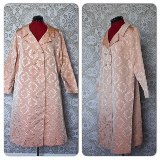 Vintage 1950's 60's Peachy Pink Brocade Coat XL / XXL