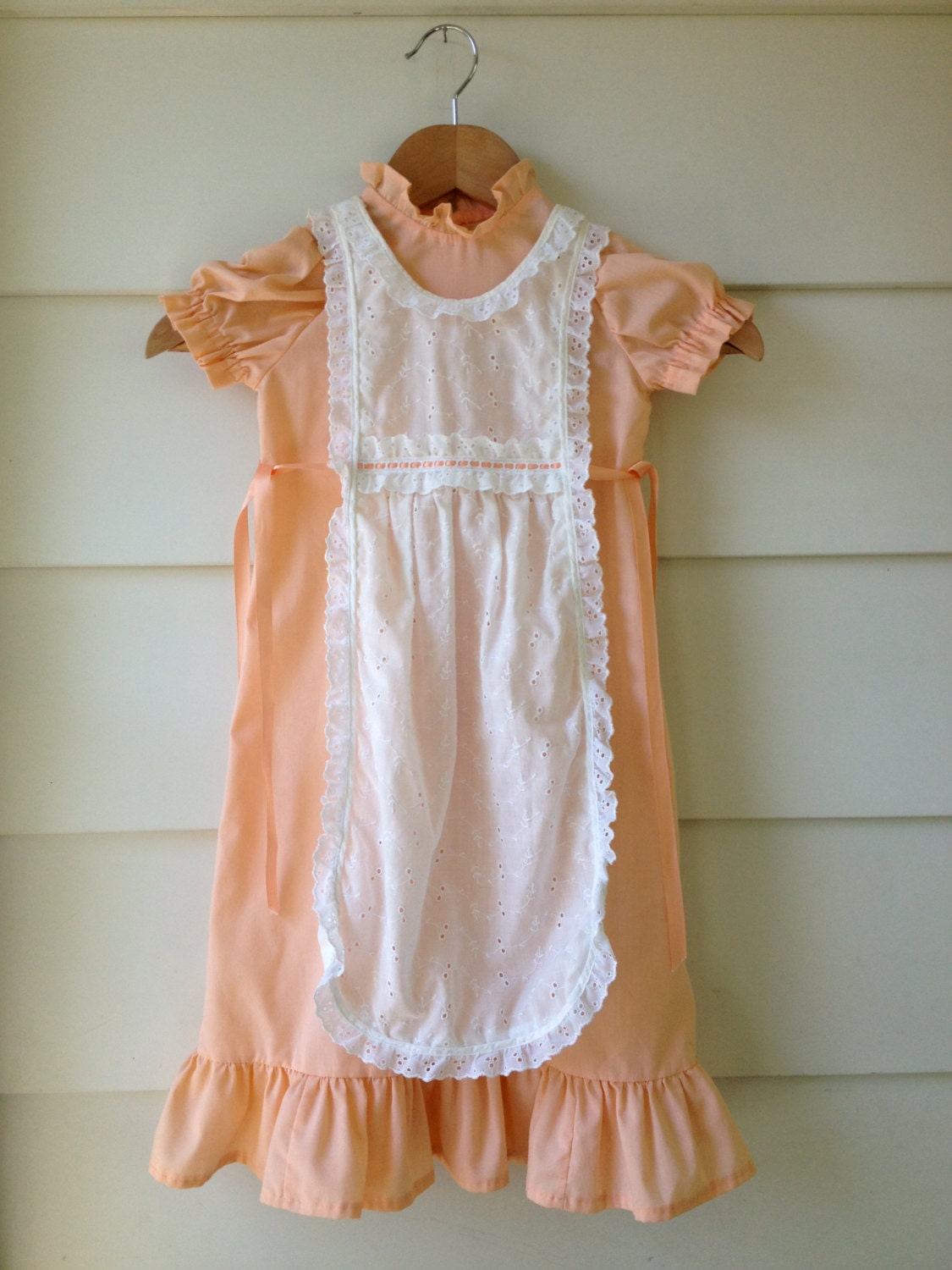 Vtg 1980s Children's Peach Apricot Dress With White Eyelet Apron Pinafore Children's Clothing