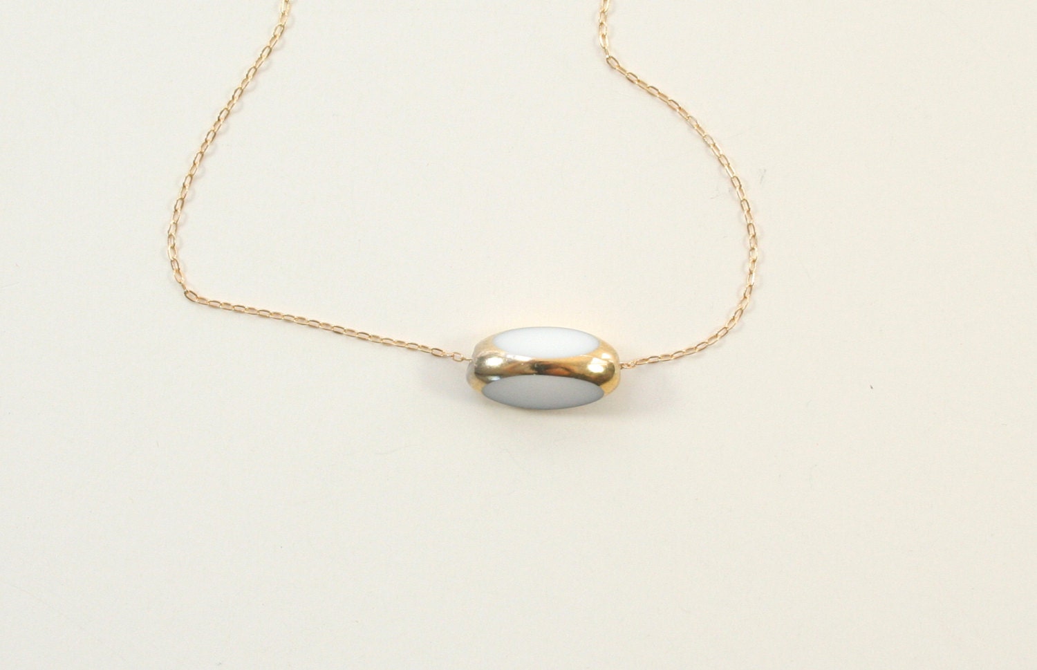 Little Vintage Necklace in White // LilahV