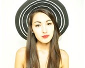 90s MESH MINIMALIST HAT / black / concentric design / wide brim sun hat / uber chic