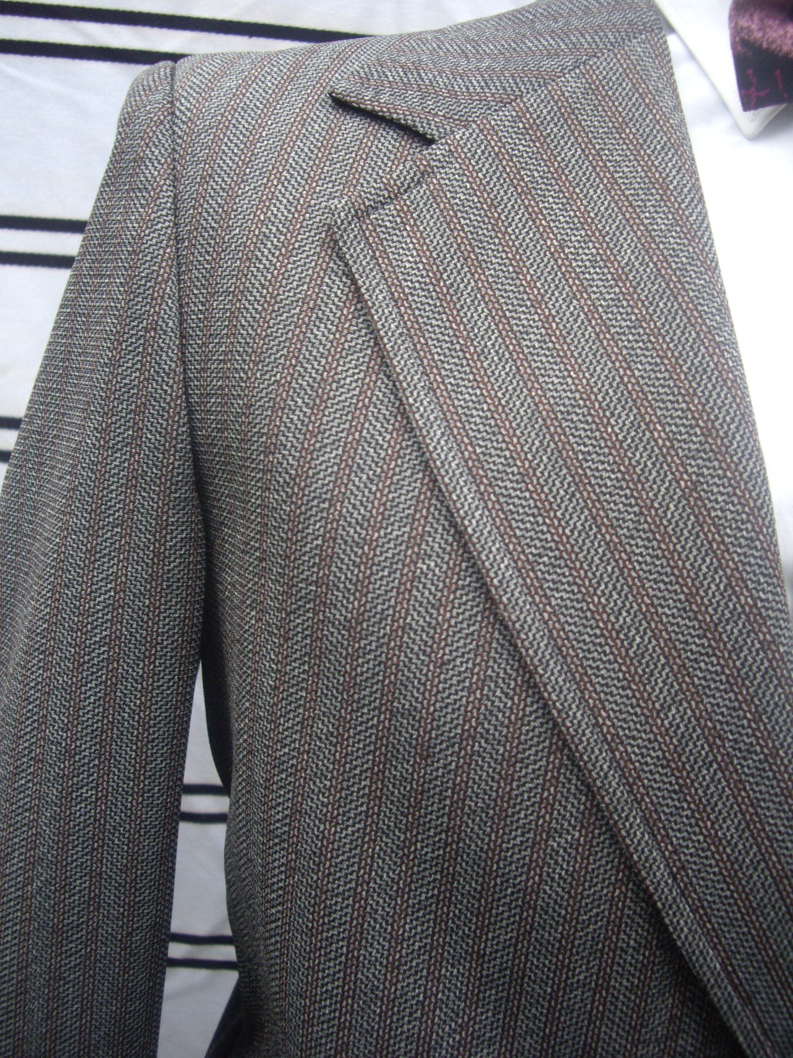mens 60s severe rockabilly mini herringbone pinstripe designs 40l charcoal grey and burgundy wine sears mens    b87