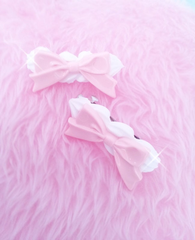 Kawaii pink bow hair barrettes x2