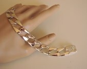 MONET Classic Vintage Bracelet