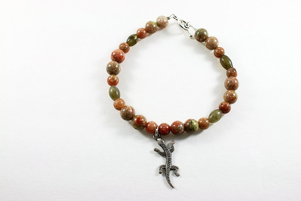 Earthy Lizard Autumn Jasper and Labradorite Gemstone Bracelet