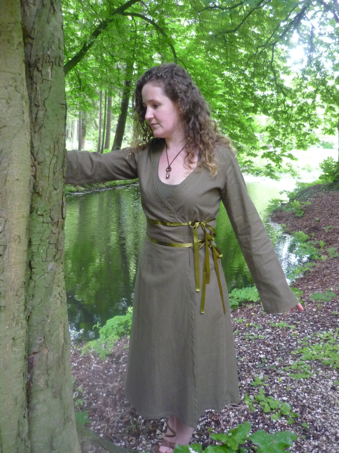Green linen pagan Avalon gown. Size Medium. Robe dress historical priestess woodland fairy witch moss Pixie ribbon