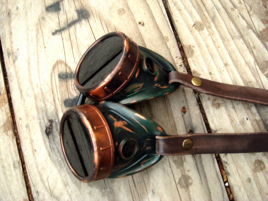 Goggles steampunk pilot chipped green & copper