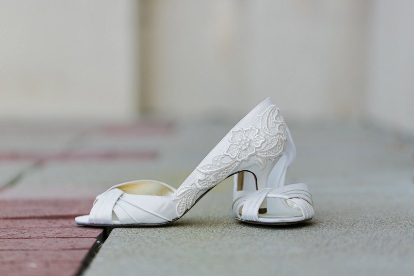 Ivory Wedding Shoes - Ivory Bridal Shoes, Ivory Heels with Ivory Lace. US Size 9.5