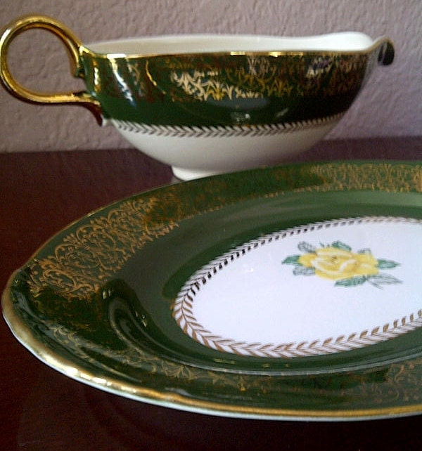 Gravy Boat And Under plate (relish) in the Lady Greenbriar pattern by Homer Laughlin Co