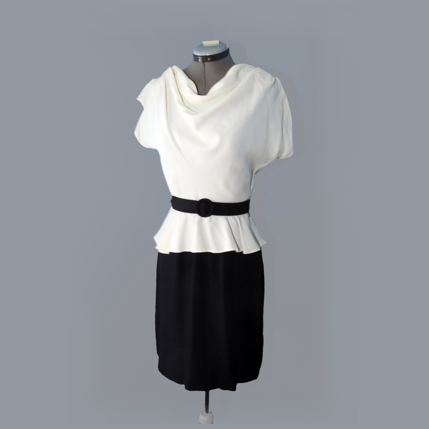 Gorgeous 1980's vintage black and white peplum dress - belted pencil skirt, drape neck XS S 2 4
