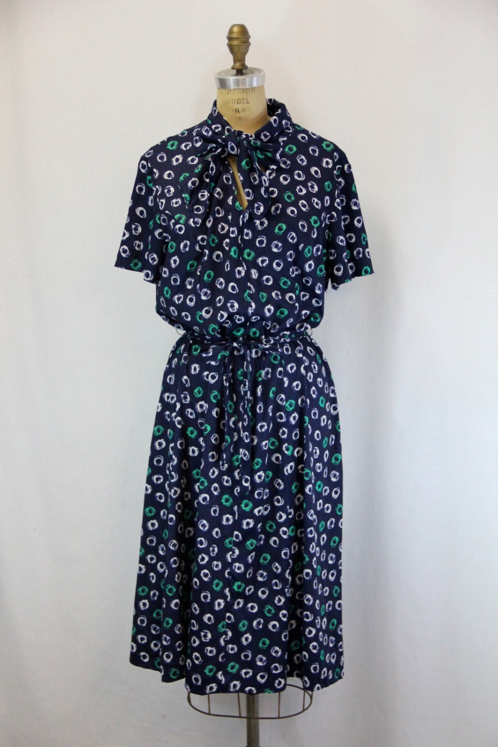 XXL Vintage Dress Navy Blue w Pussy Bow  Plus Size