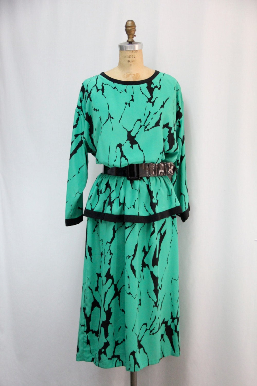 XXL Vintage Dress Emerald Green with Peplum