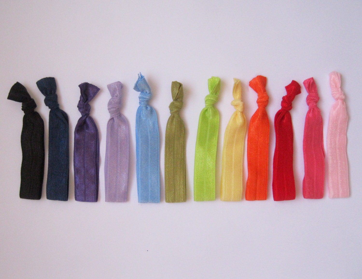 Vibrant Essentials Hair Tie Collection- 12 Elastic Hair Ties