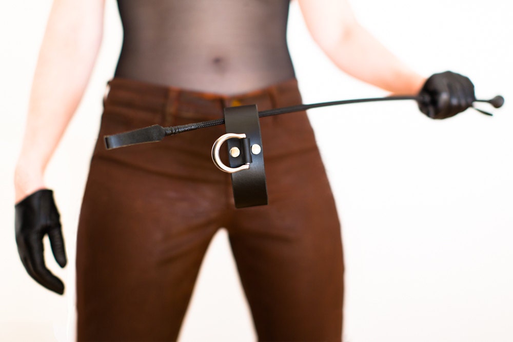 Leather Bondage Collar - Black Latigo - Steel Lead Ring & Nickel Fasteners