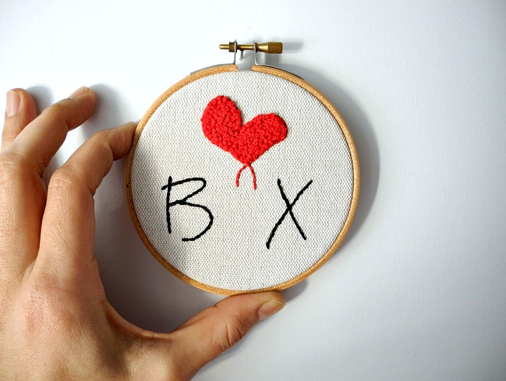Personalized couple initials,french knot heart embroidery hoop wall art,4" Monogrammed wedding gift