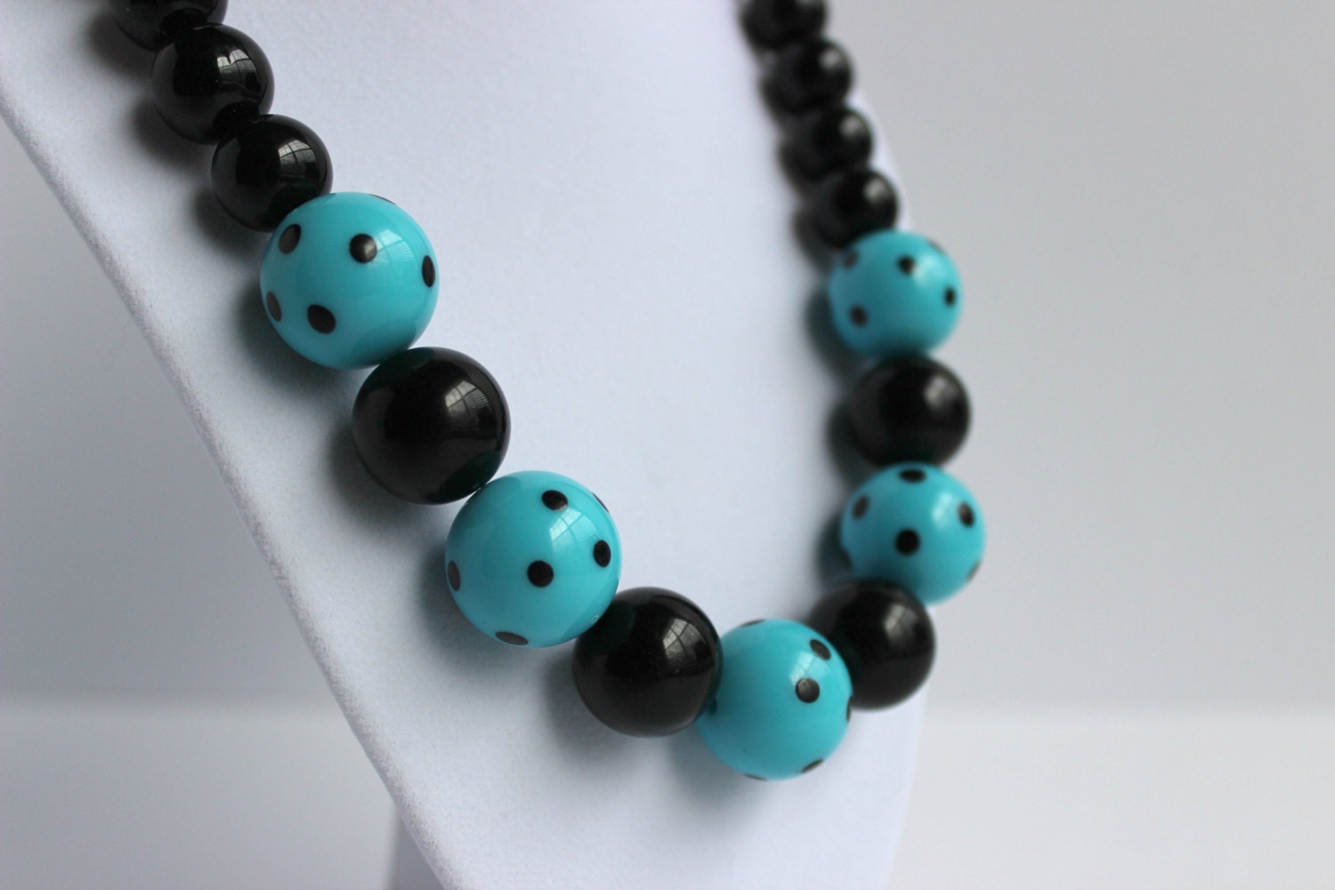 Black and Turquoise Polka Dot Retro Beaded Necklace - Handmade Jewelry - Spring Trends - OOAK  - Ready to Ship