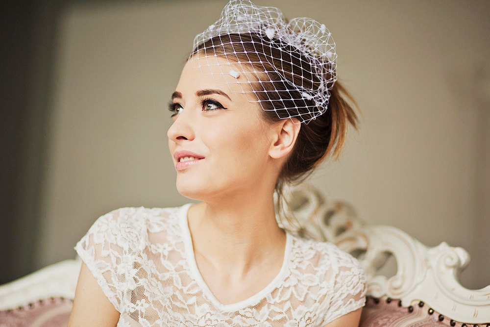 Bridal birdcage veil,  Mini birdcage veil with dots, Blusher Veil, White Birdcage, Dotted Birdcage Veil, Wedding Veil, Ivory Birdcage Veil