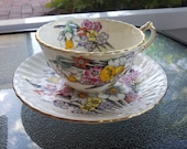 Vintage 1930s 1940s Teacup with Hand Painted Daffodils