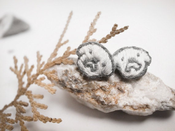 Adorable Doodle Dog Hand-Embroidery Earrings - animal earrings - dog earrings - bulldog