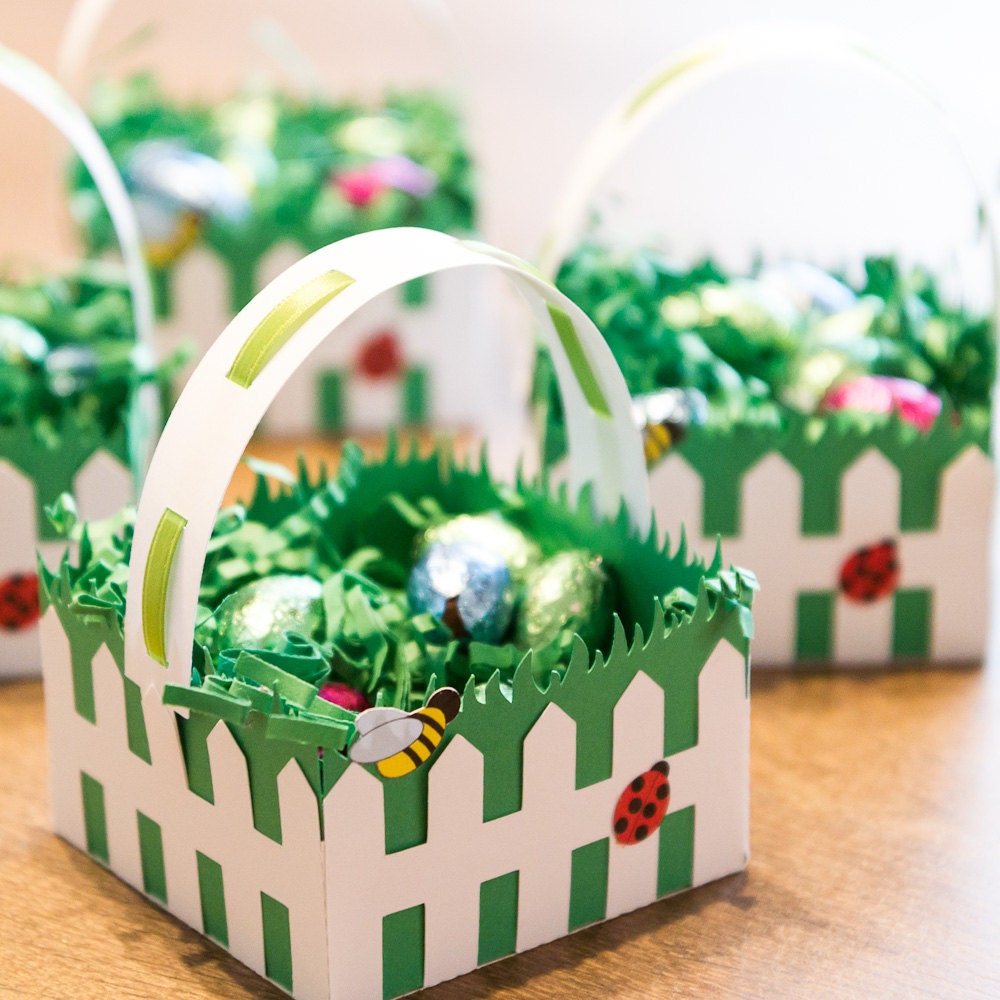 Easter Favor Baskets / Treat baskets - Spring basket Set of 4 Il_170x135