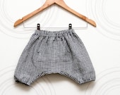 Linen boys harem shorts, gingham kids sarouel, bloomers // Size US 1-6 (EU 80-116)