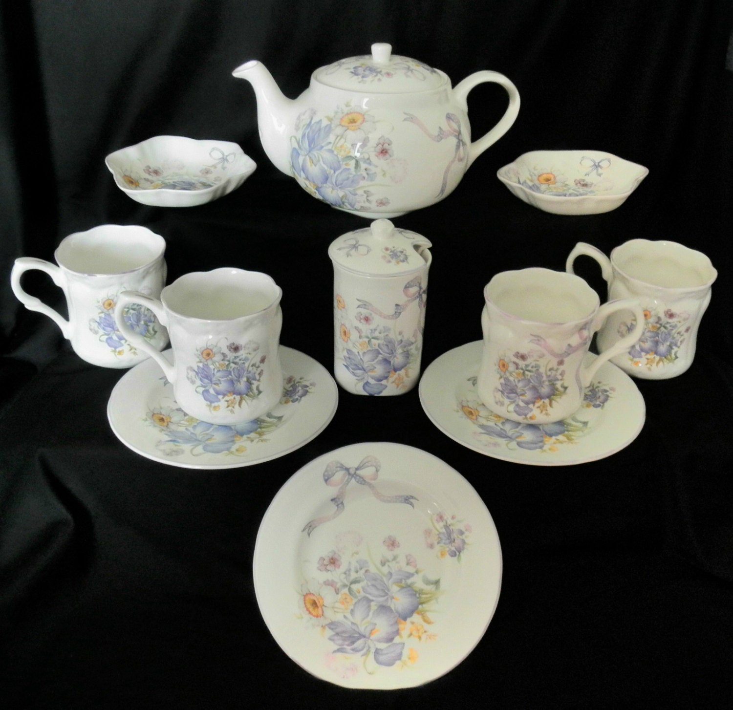 ST Fine Bone China ENGLAND Tea Set Teapot by JUNKIN4JOY