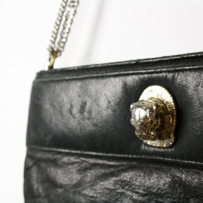 80s purse / chain purse / vintage 1980s purse / black leather purse / silver lion hardware / cross body bag