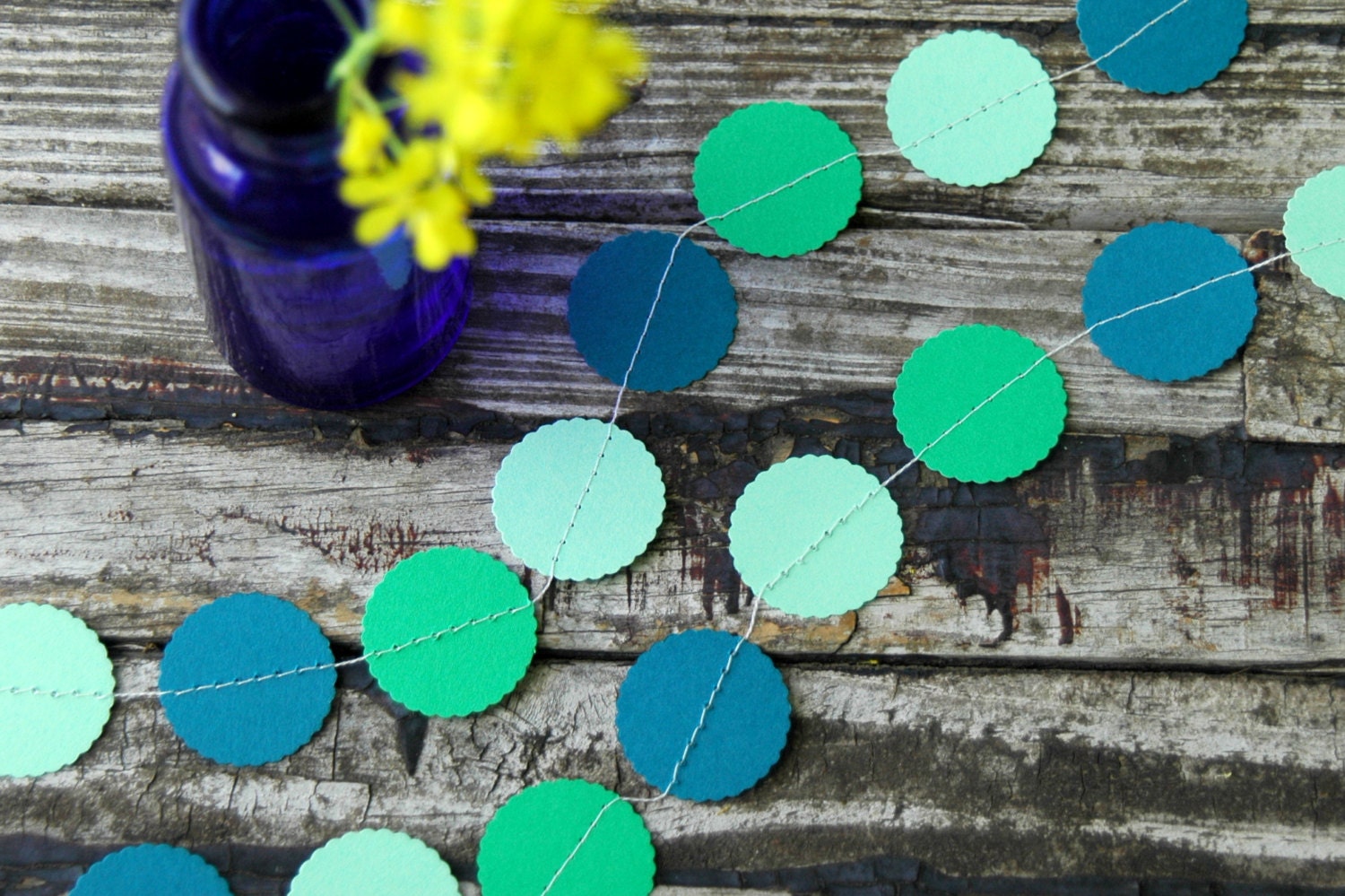 Emerald Green Wedding Decorations . 10 ft Paper Garland . Wedding Shower / Birthday Party Decor