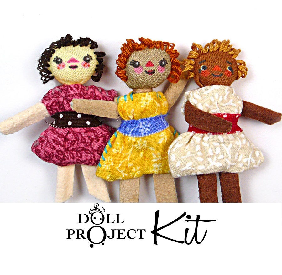 Tiny Doll Kit : Happy Rag Dolls Trio of Dollhouse Miniature Size Primitive Doll Set