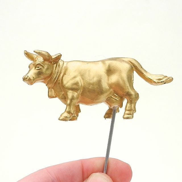 Miniature Garden Art Gold Bull for Miniature Garden, 4H Prize or Fairy Gardening Sculpture Bling