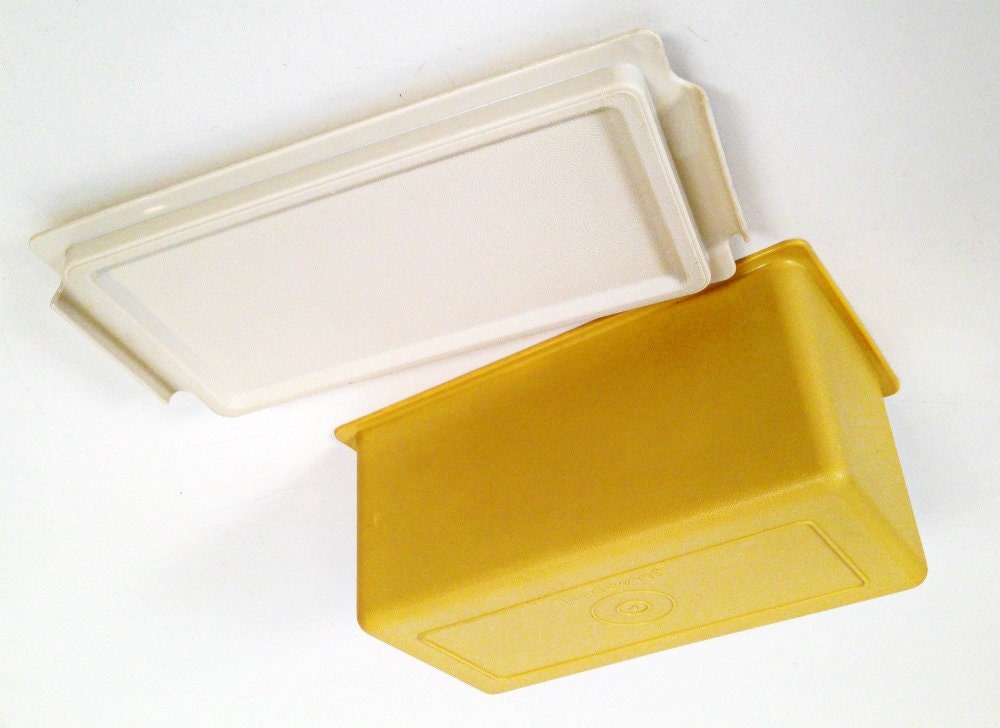vintage Tupperware cheese keeper - double butter dish with lid