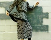 GEOMETRIC black and white triangle Polka dot PEPLUM midi secretary dress. Semi sheer. Shoulder pads. BOld funky graphics.